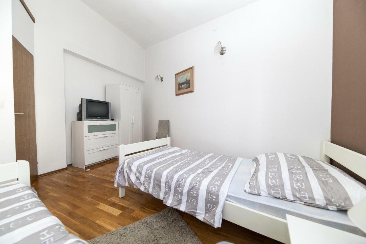 Apartmani Kristina Crikvenica Esterno foto