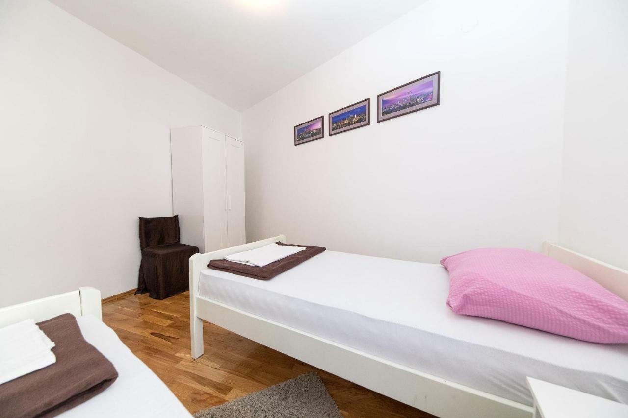 Apartmani Kristina Crikvenica Esterno foto