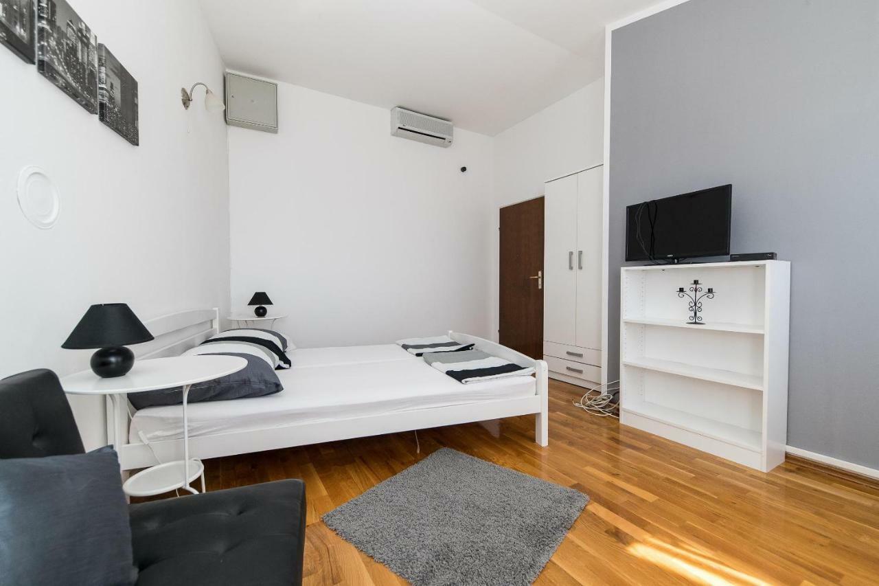 Apartmani Kristina Crikvenica Esterno foto